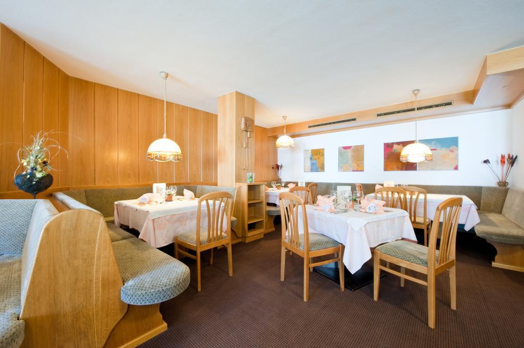 Kreativ Hotel Landhaus Schweigl San Nicolò d'San Nicolò d'Ultimo Eksteriør billede